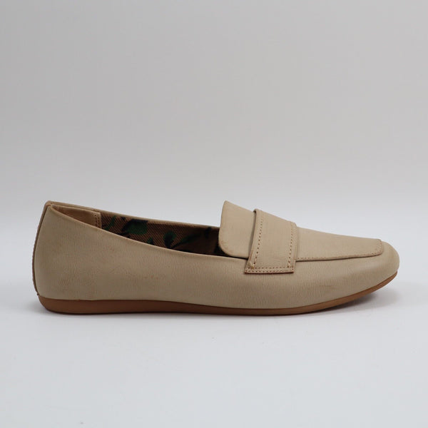 🔥BOC by BORN Piper Faux Leather Loafers, Cream, 9US SHIPS TODAY🔥