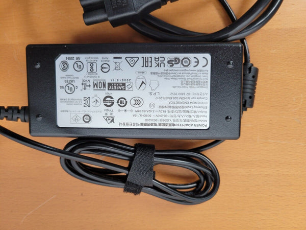 OEM MSI Gigabyte Monitor AC Adapter Power Supply YJS065I-1903420D 19V 3.42A 65W