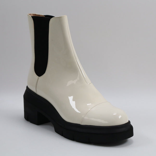 🔥Stuart Weitzman Norah Chelsea Leather Platform Boots, White Patent 9US/39.5EU