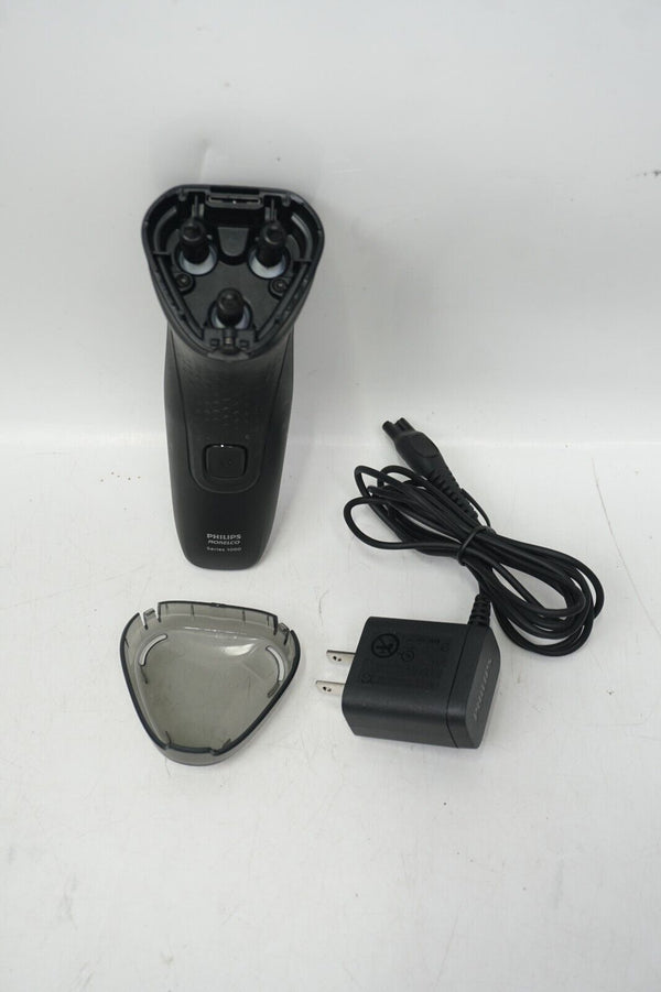 Philips Norelco 1100 Electric Shaver Black Fully Washable Used Missing Flex Head